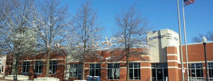 US Post Office is one of Locais curtidos por Aida.