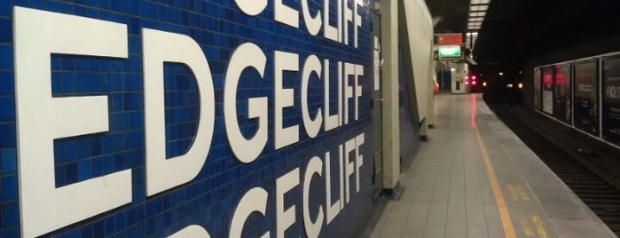 Edgecliff Station is one of สถานที่ที่ Claudia ถูกใจ.