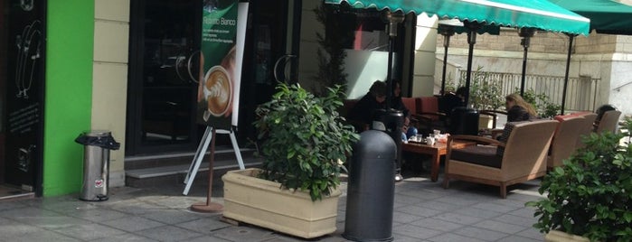 Starbucks is one of Eugenia : понравившиеся места.