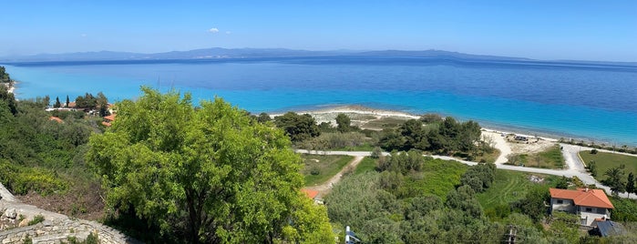 Notos is one of Halkidiki.