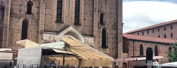 Piazza San Francesco is one of Bologna and closer best places 3rd.