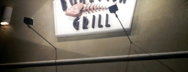 Bonefish Grill is one of Tempat yang Disukai Ken.