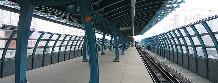 metro Bulvar Admirala Ushakova is one of Московское метро | Moscow subway.