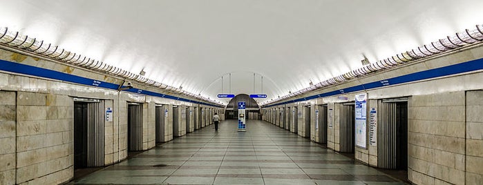 Метро «Парк Победы» is one of SPB.