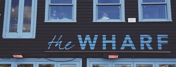 The Wharf is one of Lugares favoritos de Henry.