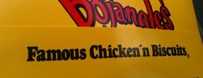 Bojangles' Famous Chicken 'n Biscuits is one of Lugares favoritos de Timothy.