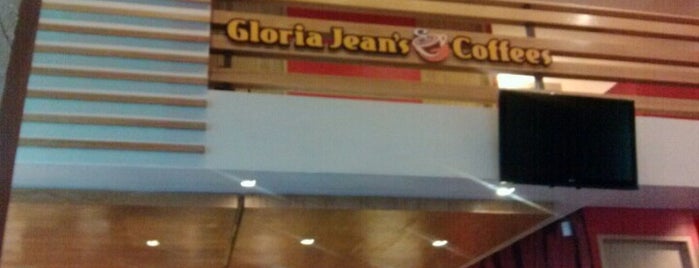 Gloria Jean's Coffees is one of Tempat yang Disukai Janine.