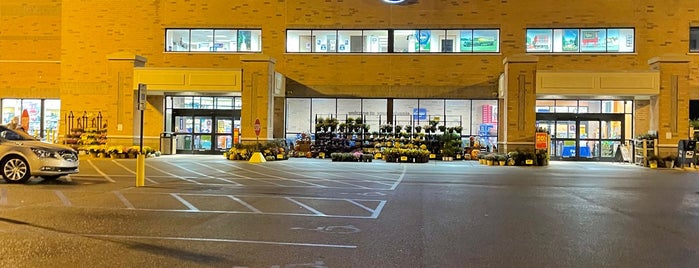 Kroger is one of Guide to Sylvania's best spots.