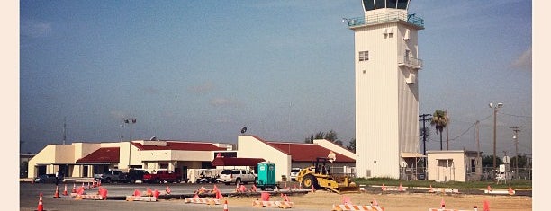 Laredo International Airport (LRD) is one of Tempat yang Disukai Jamie.