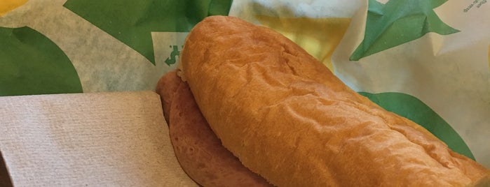 Subway is one of The 7 Best Places for Apple Juice in Richmond.