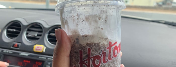 Tim Hortons is one of Kevin' 님이 좋아한 장소.