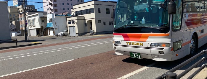 大森町バス停 is one of Hakodate.