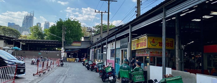 Ruam Sab Market is one of Thailande.