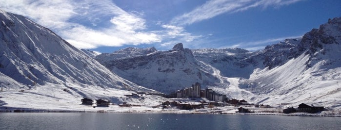Tignes-les-Brévières is one of Cenkerさんのお気に入りスポット.