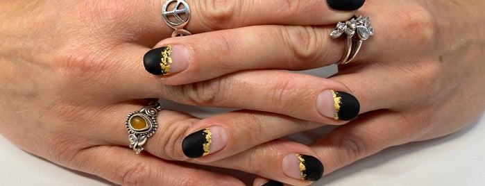 Bedazzled Nail & Spa is one of Locais curtidos por Jessica.