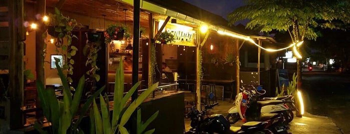 Rezzmatazz Food, Drinks & Live Acoustics is one of Bali near villa.