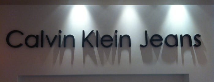 Calvin Klein Jeans is one of compras.