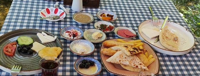 Avludere Restaurant is one of Marmaris.