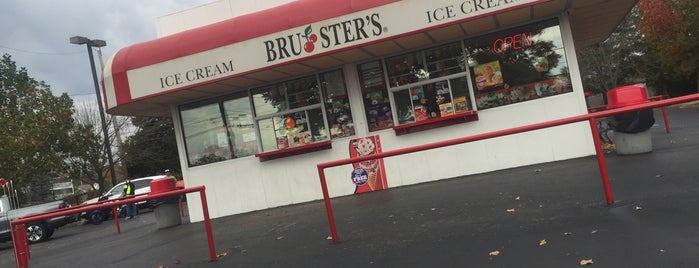 Bruster's Real Ice Cream is one of Minnesota List.
