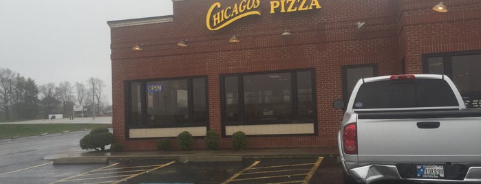 Chicago's Pizza is one of Lieux qui ont plu à John.
