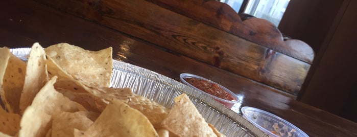 El Nacho Del Burrito Mexican Grill is one of สถานที่ที่ John ถูกใจ.
