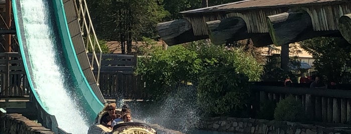 Saw Mill Log Flume is one of SIX FLAGS GREAT ADVENTURE.