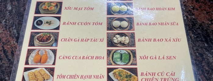 Thiêm Huy mì gia 添輝麵家 is one of Chinatown in Saigon.