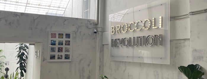 Broccoli Revolution is one of Aroi Bangrak.