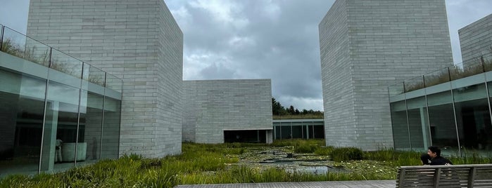Glenstone Museum is one of Priority date places.