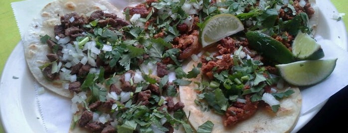 El Atoron Taqueria is one of Must-visit Taco Places in Dallas.