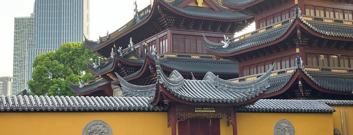 Xiahai Temple is one of Shanghai.