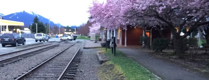 North Bend Train Depot is one of Johnさんのお気に入りスポット.