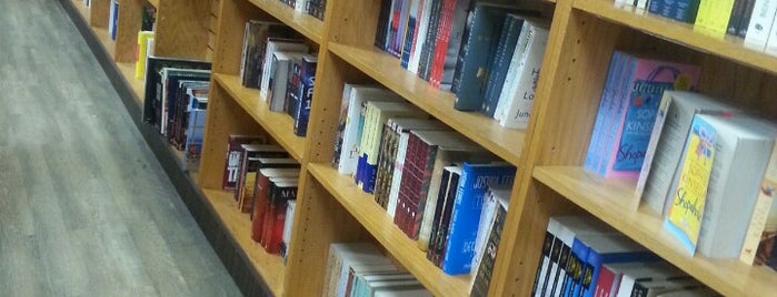 The Bookmark | Books · Gifts · Cafe is one of Tempat yang Disukai sinadI.