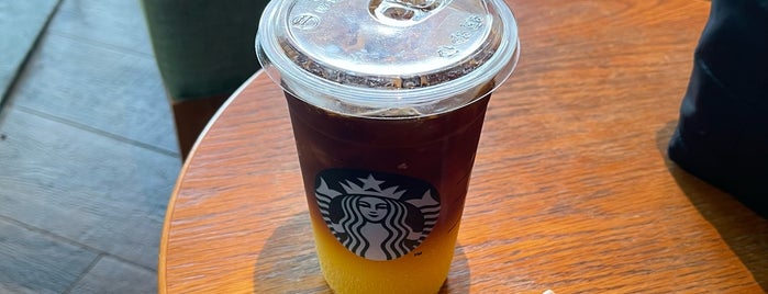 Starbucks is one of Starbucks (สตาร์บัคส์).