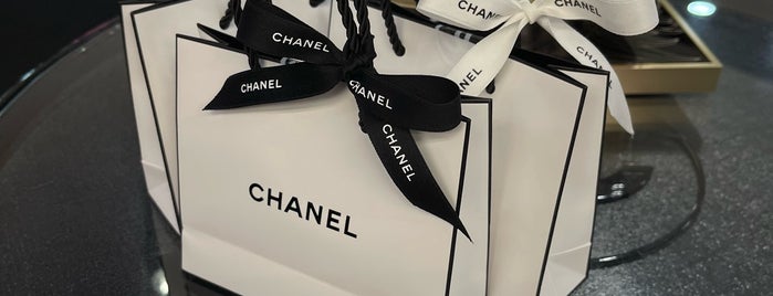 Chanel is one of ความงาม.