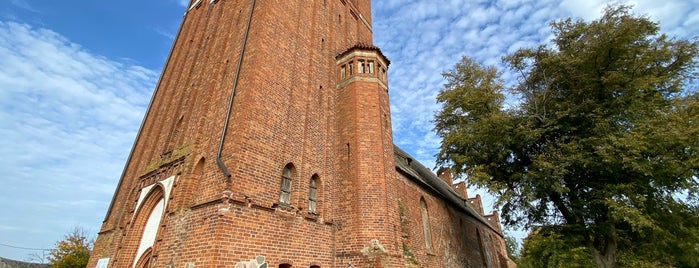 Кирха Алленбург is one of Кирхи и англиканские церкви России.