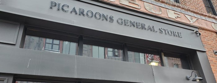 Picaroons General Store is one of Rick 님이 좋아한 장소.