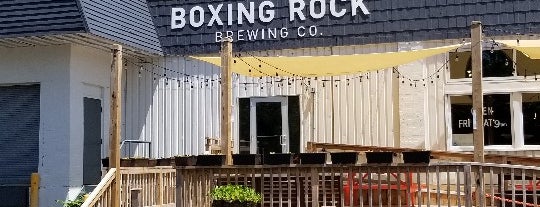 Boxing Rock Brewing is one of Orte, die Rick gefallen.