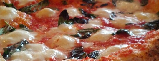 Pupatella Neapolitan Pizza is one of Tempat yang Disukai Liz.