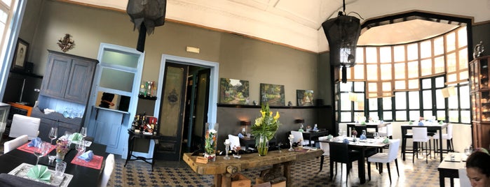 A Raposa is one of Restaurants.