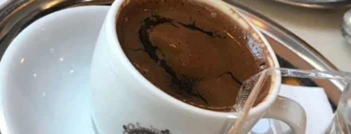 Kahve Aşkına Koşuyolu is one of Locais curtidos por Bengi.