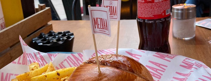 MEZBAA Steak&Burger is one of Muhammed'in Beğendiği Mekanlar.