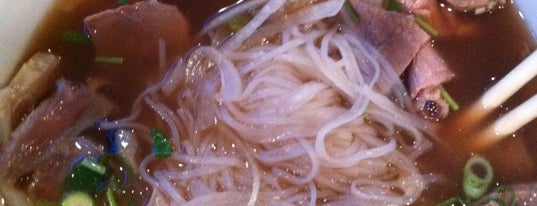 Pho 2000 is one of Alさんのお気に入りスポット.
