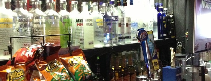Star Bar is one of Lugares favoritos de Butch.