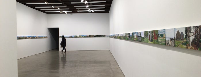 Lisa Cooley Gallery is one of Samuel'in Beğendiği Mekanlar.