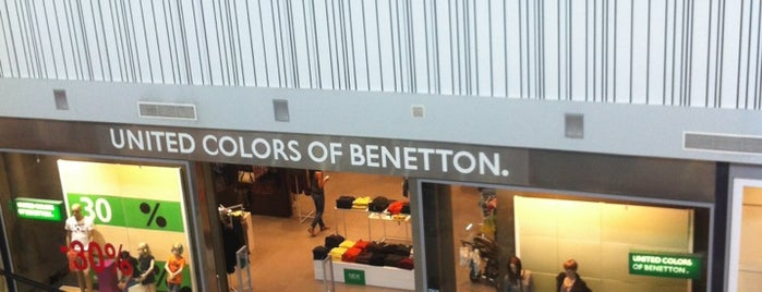 United Colors of Benetton is one of Lugares favoritos de Anastasiya.