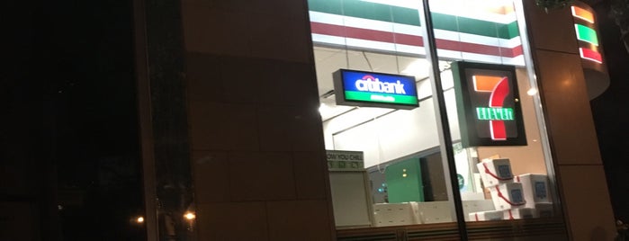 7-Eleven is one of Chicago To-Do List 2.0.