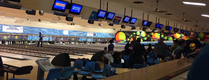 Cambrian Bowl is one of Entertainment.