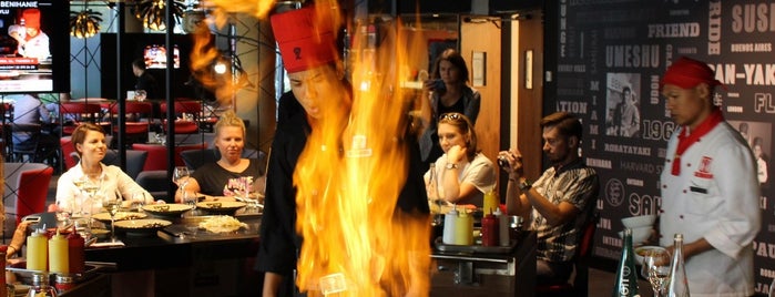 Benihana is one of Warszawa food.