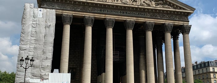 Igreja de la Madeleine is one of Locais curtidos por Vic.